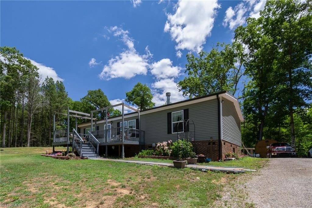8955 Dennis Road, Germanton, NC 27019