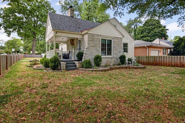 2021 S Jefferson Avenue, Springfield, MO 65807