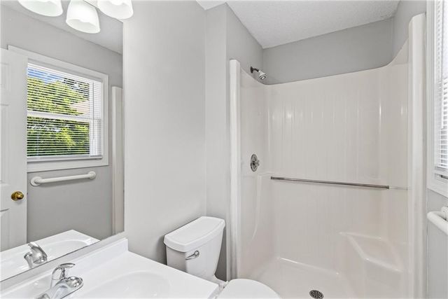 7218 N Pennsylvania Avenue, Kansas City, MO 64118