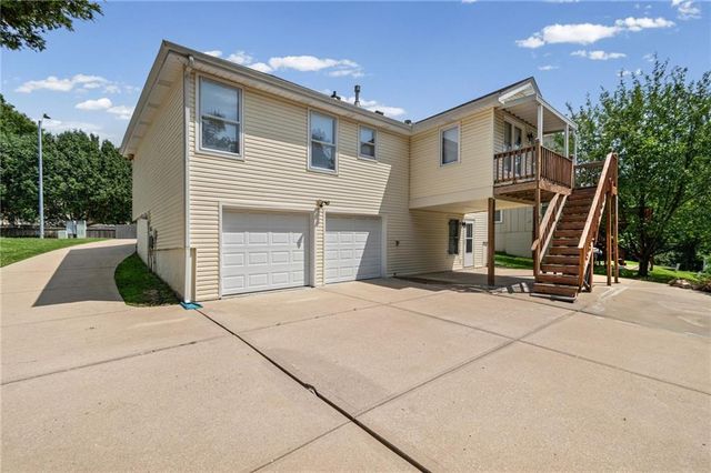 7218 N Pennsylvania Avenue, Kansas City, MO 64118