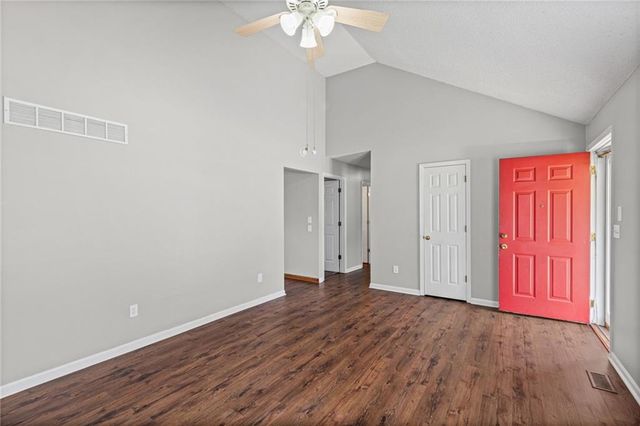 7218 N Pennsylvania Avenue, Kansas City, MO 64118