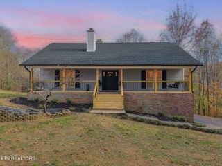 9601 Cannon Lane, Strawberry Plains, TN 37871