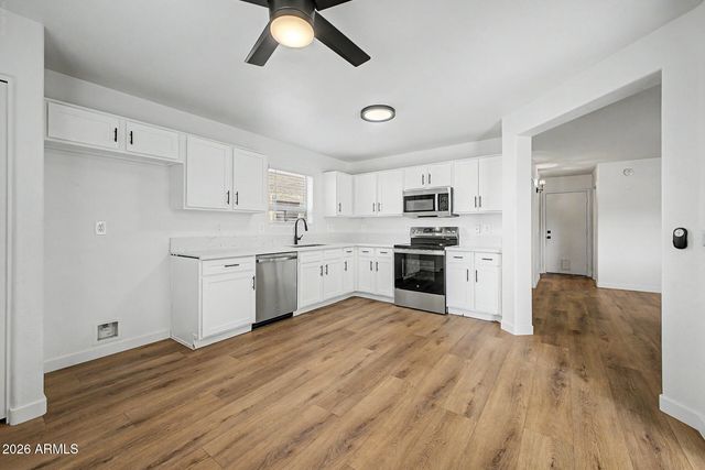 28564 N DOLOMITE Lane, San Tan Valley, AZ 85143