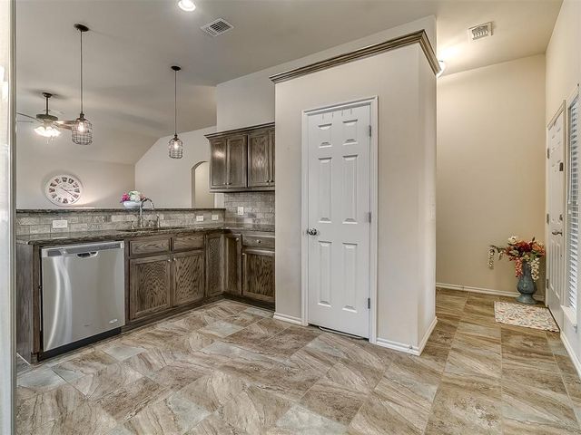 12487 Lakota Drive, Choctaw, OK 73020