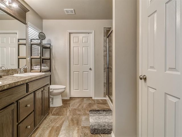12487 Lakota Drive, Choctaw, OK 73020
