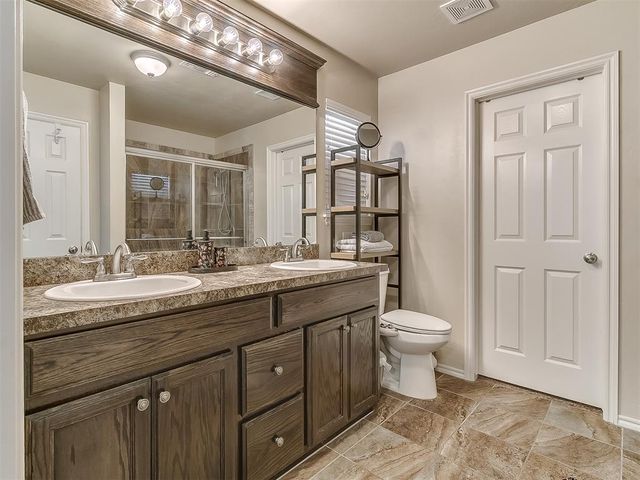 12487 Lakota Drive, Choctaw, OK 73020