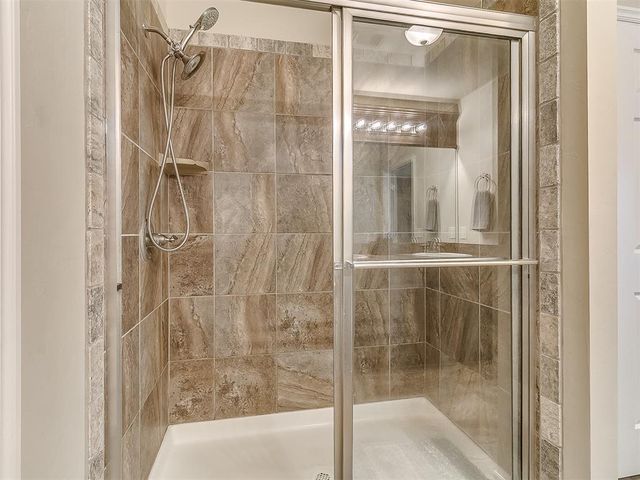 12487 Lakota Drive, Choctaw, OK 73020