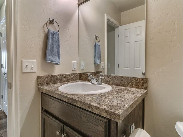12487 Lakota Drive, Choctaw, OK 73020