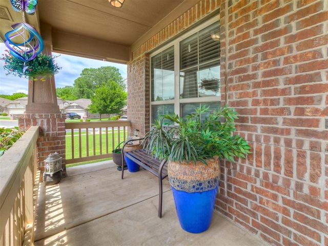 12487 Lakota Drive, Choctaw, OK 73020
