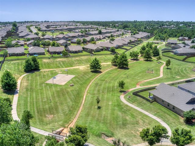 12487 Lakota Drive, Choctaw, OK 73020