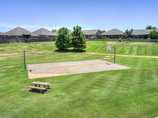 12487 Lakota Drive, Choctaw, OK 73020
