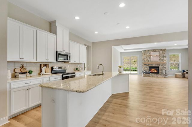 8091 Woodline Lane, Denver, NC 28037
