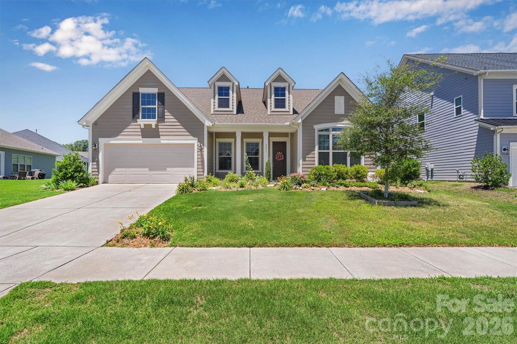 8091 Woodline Lane, Denver, NC 28037