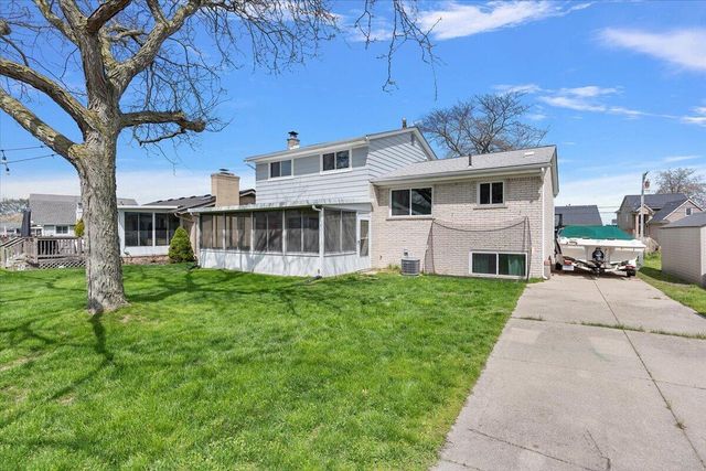 38909 Lakeshore Drive, Harrison Township, MI 48045
