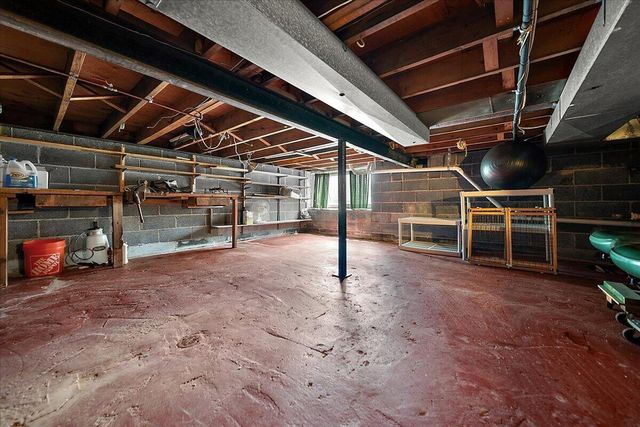 38909 Lakeshore Drive, Harrison Township, MI 48045