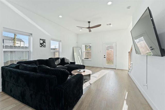 3034 Gray Street B, Houston, TX 77004