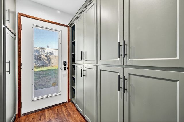 616 E Bells Boulevard, Bells, TX 75414