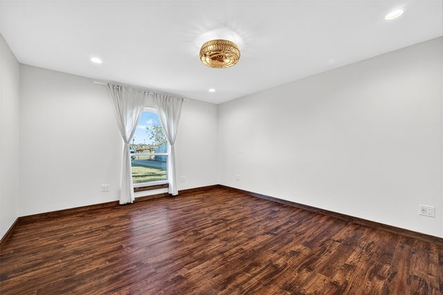 616 E Bells Boulevard, Bells, TX 75414