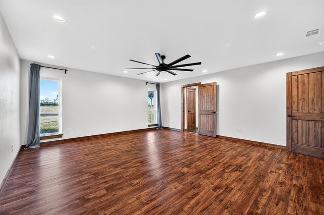 616 E Bells Boulevard, Bells, TX 75414