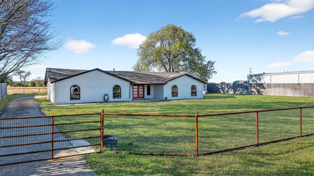 616 E Bells Boulevard, Bells, TX 75414