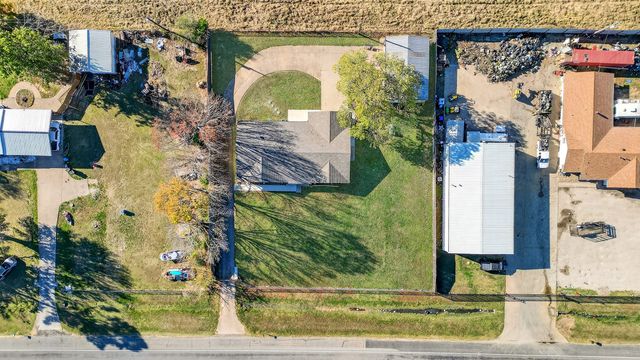 616 E Bells Boulevard, Bells, TX 75414