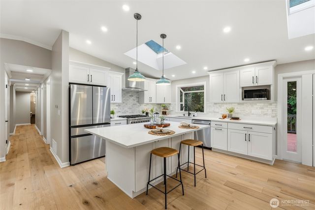 20630 NE 150th Street, Woodinville, WA 98077