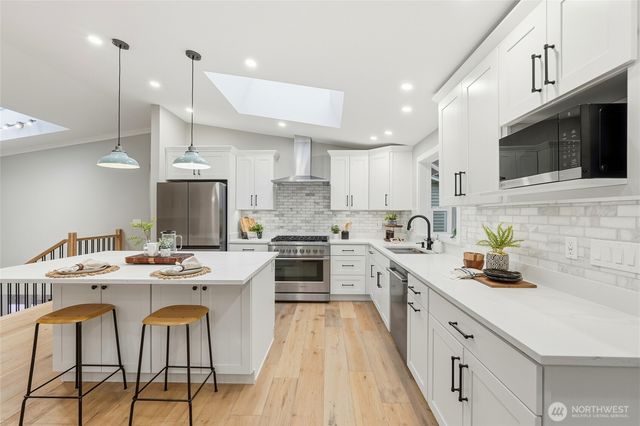 20630 NE 150th Street, Woodinville, WA 98077