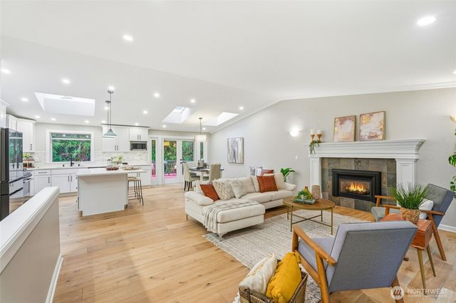 20630 NE 150th Street, Woodinville, WA 98077