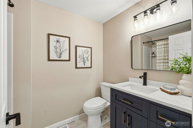 20630 NE 150th Street, Woodinville, WA 98077