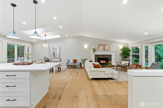 20630 NE 150th Street, Woodinville, WA 98077