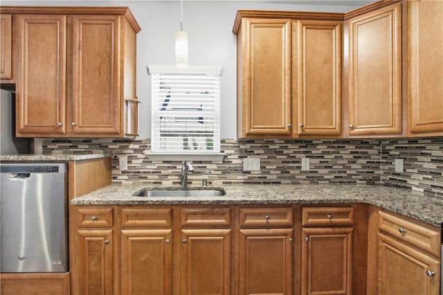 5047 Little Harbor Way, Acworth, GA 30101