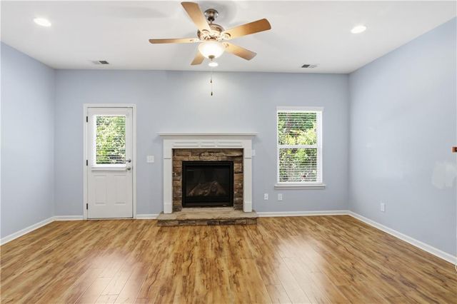 5047 Little Harbor Way, Acworth, GA 30101