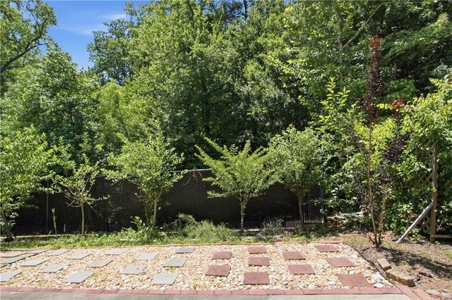 5047 Little Harbor Way, Acworth, GA 30101