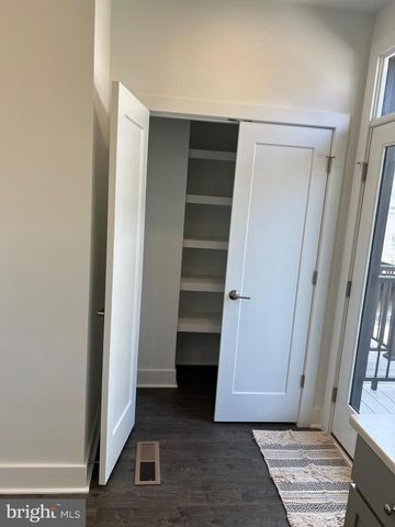 2038 TYSONS RIDGELINE RD, Falls Church, VA 22046
