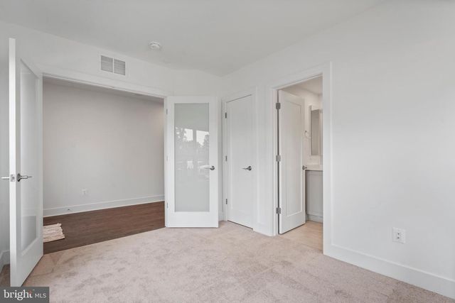 2038 TYSONS RIDGELINE RD, Falls Church, VA 22046