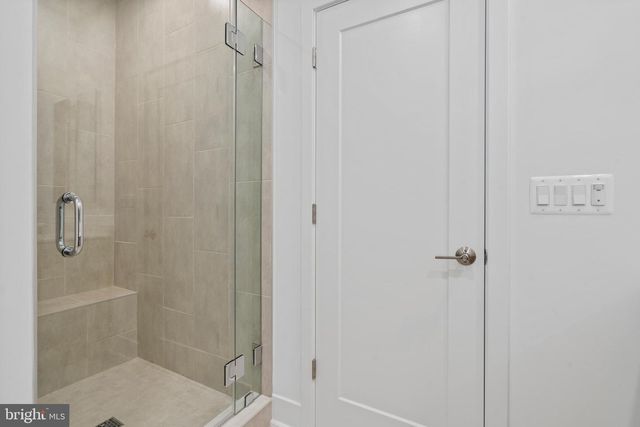 2038 TYSONS RIDGELINE RD, Falls Church, VA 22046