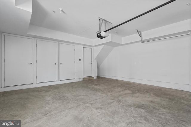 2038 TYSONS RIDGELINE RD, Falls Church, VA 22046