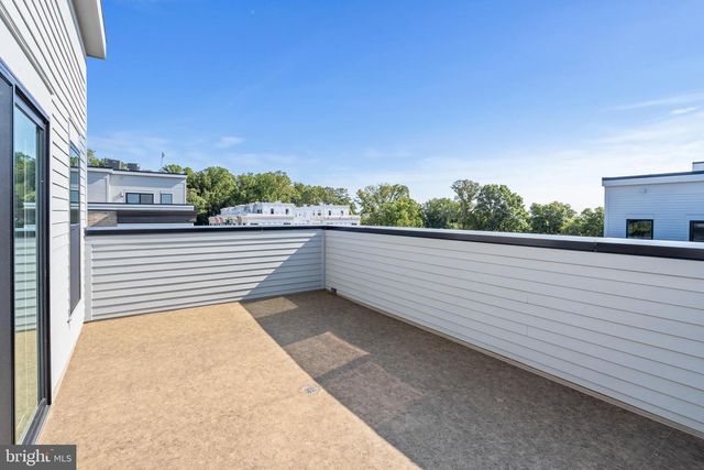 2038 TYSONS RIDGELINE RD, Falls Church, VA 22046