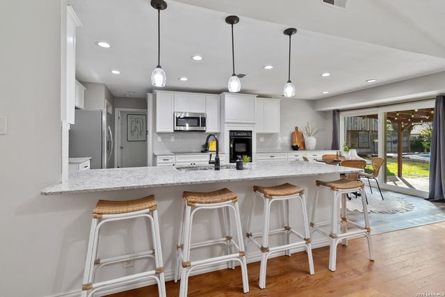 19735 Encino Glen, San Antonio, TX 78259