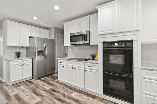 19735 Encino Glen, San Antonio, TX 78259