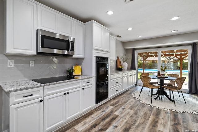 19735 Encino Glen, San Antonio, TX 78259