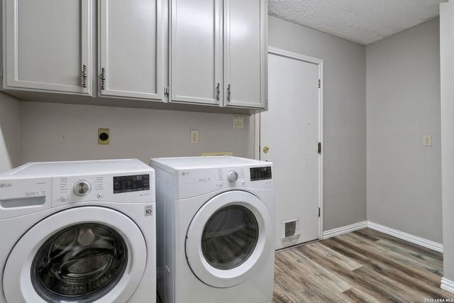 19735 Encino Glen, San Antonio, TX 78259