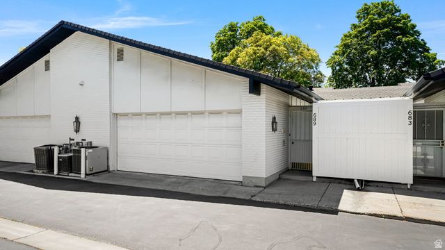 689 E 4149 S, Millcreek, UT 84107