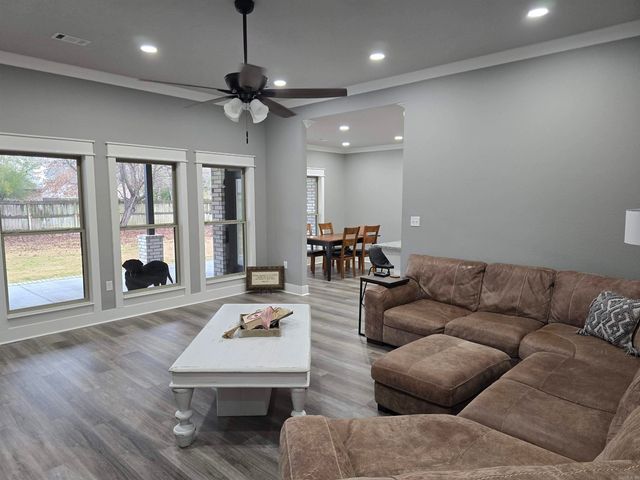 19 Duncan Lane, Vilonia, AR 72173