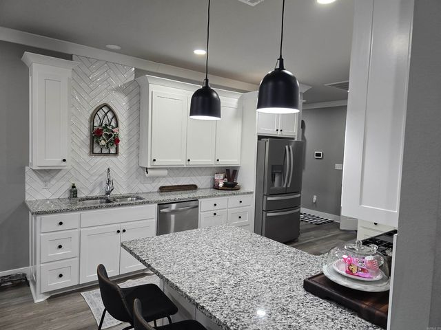 19 Duncan Lane, Vilonia, AR 72173