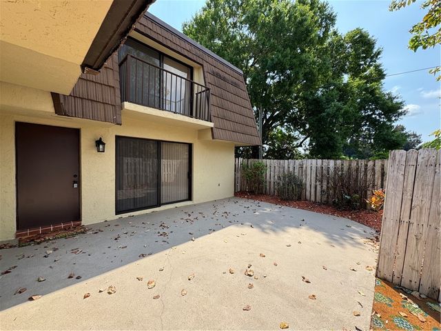 1166 6th Avenue D, Vero Beach, FL 32960