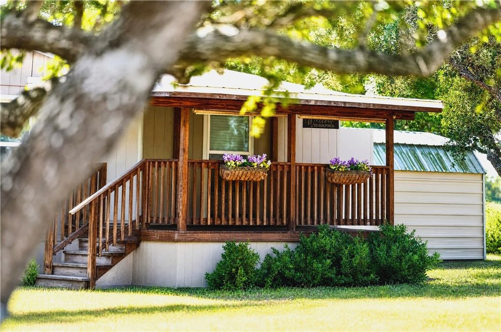1437 Mallard Dr, Rockport, TX 78382 — photo 4