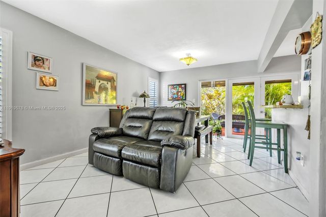 12255 SW 117th Ter, Miami, FL 33186