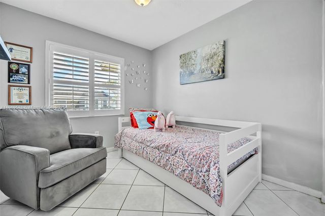 12255 SW 117th Ter, Miami, FL 33186