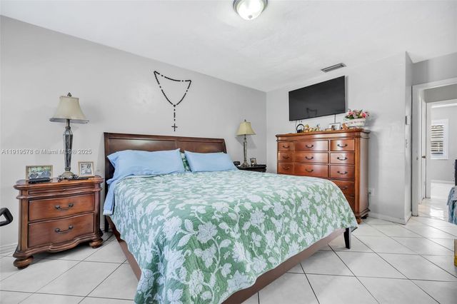 12255 SW 117th Ter, Miami, FL 33186